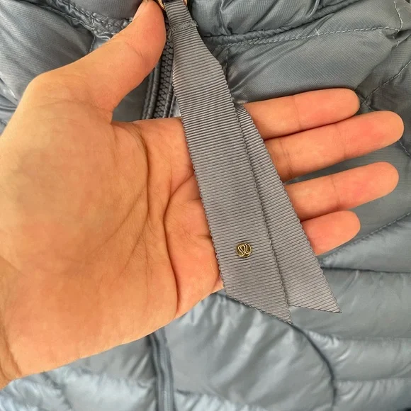Lululemon Fluffin Awesome Jacket - Goose Down - Picture 8 of 9